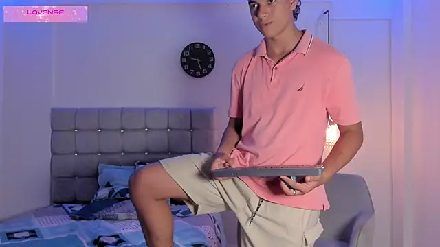 Santy Stump online show from September 25, 10:13 pm