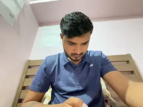 Snapshot of midnight_24 chatting on December 4, 4:38 pm midnight 24 online show from December 4, 4:38 pm