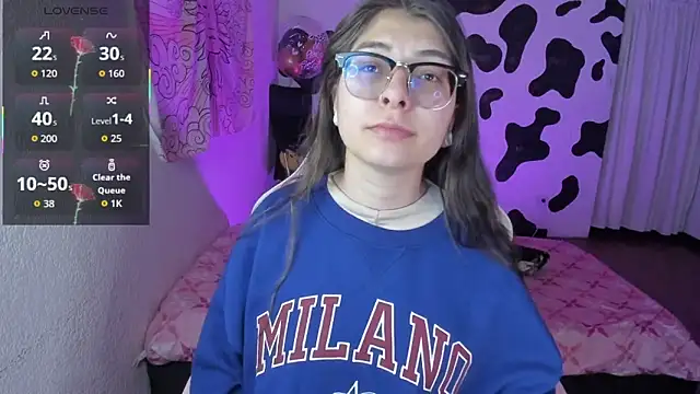 Snapshot of abbie_jensen_ chatting on October 1, 3:23 am abbie jensen online show from October 1, 3:23 am