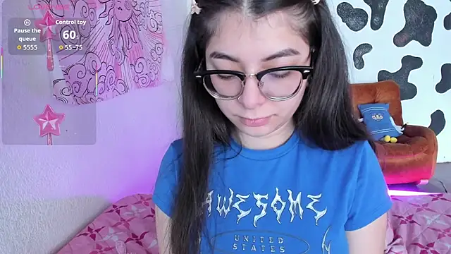 Snapshot of abbie_jensen_ chatting on October 12, 5:12 pm abbie jensen online show from October 12, 5:12 pm