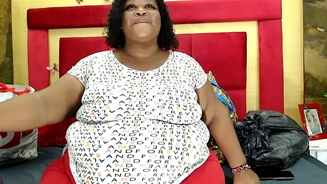 Exoticbigmandy online show from October 30, 9:04 pm