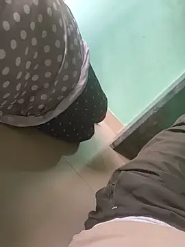 Snapshot of sex_yboy00 chatting on October 28, 10:30 am sex yboy00 online show from October 28, 10:30 am