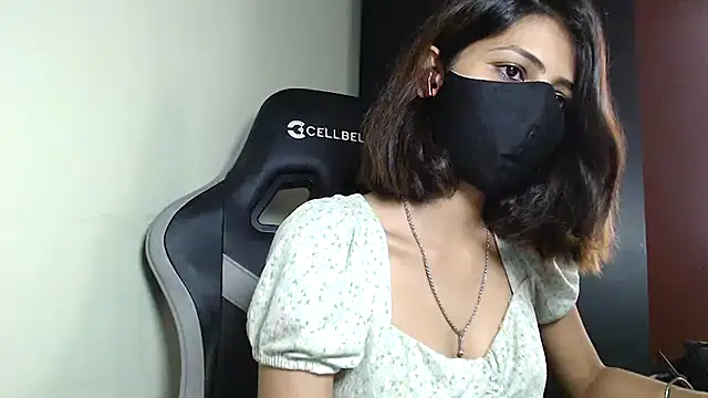 Snapshot of Isha_Sax chatting on October 9, 8:23 am Isha Sax online show from October 9, 8:23 am