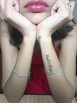 Snapshot of Isha_Sax chatting on December 14, 6:12 pm Isha Sax online show from December 14, 6:12 pm