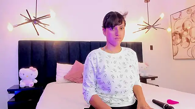 Snapshot of niia7 chatting on September 16, 7:37 pm niia7 online show from September 16, 7:37 pm