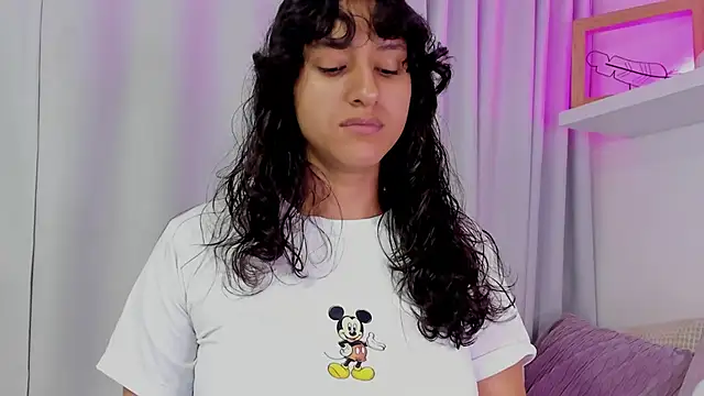 niia7 online show from February 20, 7:36 pm