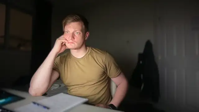 lustylyndon online show from March 25, 5:24 am