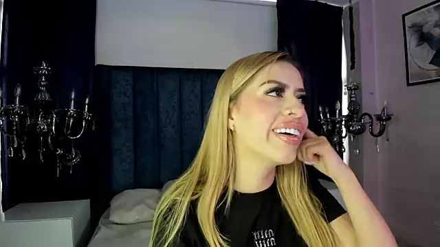 Anittatoro  online show from November 12, 7:24 pm