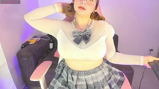 lizy portman online show from June 4, 7:31 pm