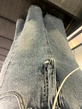 xiaoyuan01 online show from September 20, 1:50 am