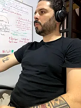 uto857 online show from October 15, 5:02 pm