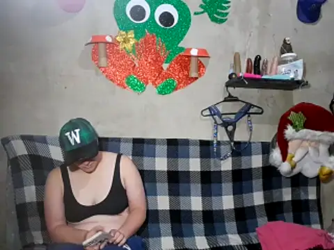 Snapshot of twodoo chatting on December 5, 4:36 pm twodoo online show from December 5, 4:36 pm