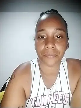 Snapshot of EbonyHorrny chatting on November 23, 9:14 pm EbonyHorrny online show from November 23, 9:14 pm