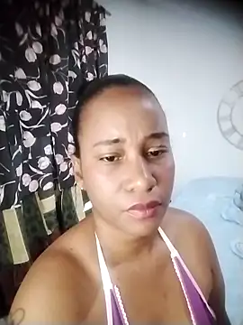 Snapshot of EbonyHorrny chatting on November 25, 1:33 pm EbonyHorrny online show from November 25, 1:33 pm