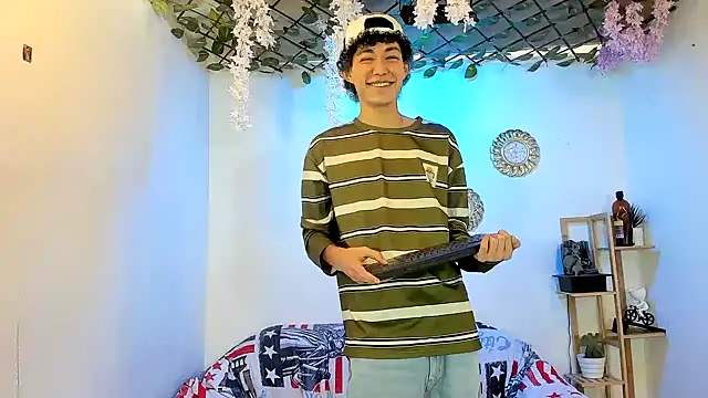 Bastian boyshot77 online show from November 17, 2:23 pm