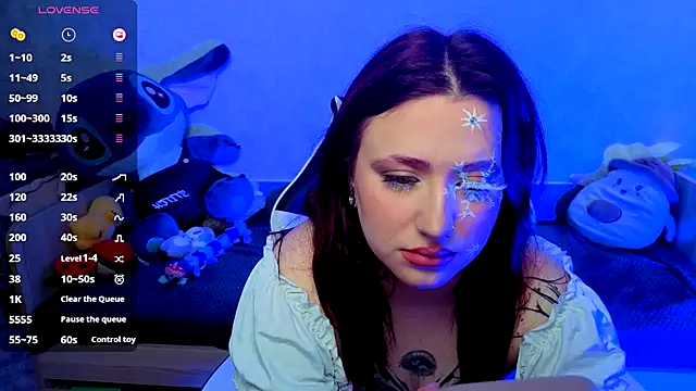 Snapshot of Mini_Lady1 chatting on December 2, 8:30 am Mini Lady1 online show from December 2, 8:30 am