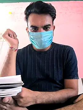 Snapshot of Riyansh_mehta chatting on October 13, 6:46 am Riyansh mehta online show from October 13, 6:46 am