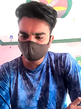 Snapshot of Riyansh_mehta chatting on October 19, 4:35 am Riyansh mehta online show from October 19, 4:35 am