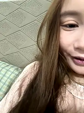 Snapshot of uulove521 chatting on October 8, 6:05 pm uulove521 online show from October 8, 6:05 pm