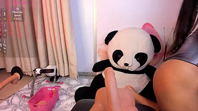 Snapshot of Im_perla_ chatting on October 21, 3:07 am Im perla online show from October 21, 3:07 am