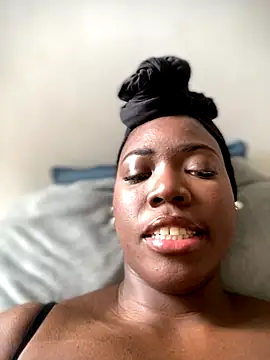 Snapshot of Alexia_24 chatting on November 23, 4:51 pm Alexia 24 online show from November 23, 4:51 pm