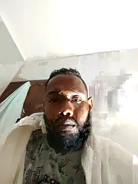 Snapshot of kulliguy chatting on November 8, 6:40 pm kulliguy online show from November 8, 6:40 pm