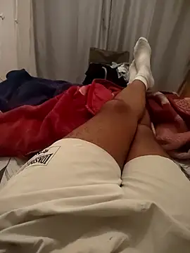 Snapshot of kulliguy chatting on December 1, 5:40 pm kulliguy online show from December 1, 5:40 pm