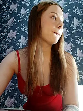 Snapshot of Dari_Toy_ chatting on November 3, 10:38 am Dari Toy online show from November 3, 10:38 am