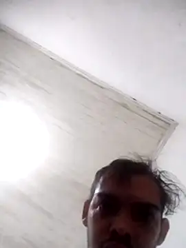 GuilhermeYuree online show from May 31, 9:16 am