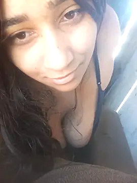 Snapshot of srtsara chatting on November 20, 11:32 am srtsara online show from November 20, 11:32 am