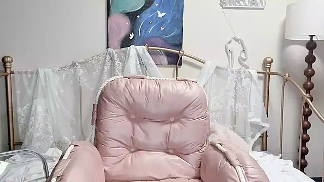 Snapshot of kiraa-0051 chatting on September 18, 1:13 pm kiraa-0051 online show from September 18, 1:13 pm