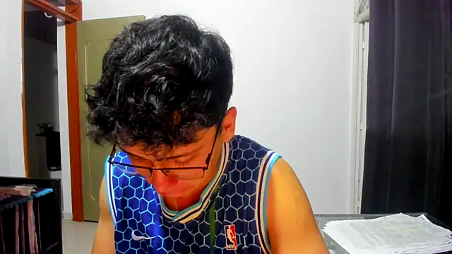 Snapshot of jacobs_shelby chatting on November 5, 1:05 am jacobs shelby online show from November 5, 1:05 am