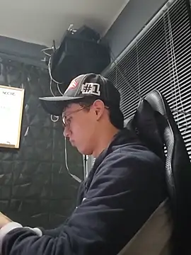 Snapshot of jacobs_shelby chatting on November 16, 12:55 pm jacobs shelby online show from November 16, 12:55 pm