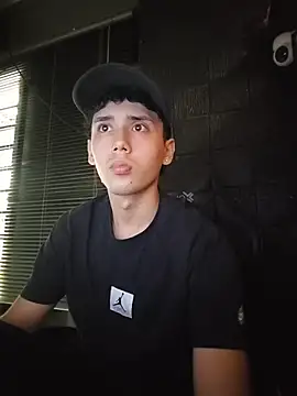 jacobs shelby online show from April 7, 4:07 pm