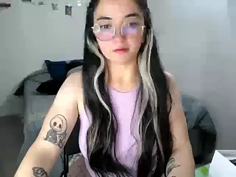 Snapshot of Came-II chatting on October 31, 10:38 am Came-II online show from October 31, 10:38 am