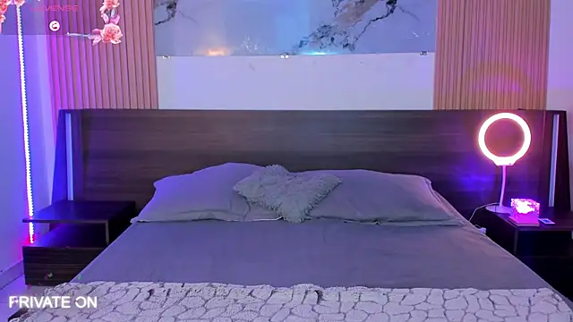 samanthaa moon online show from November 25, 11:38 pm