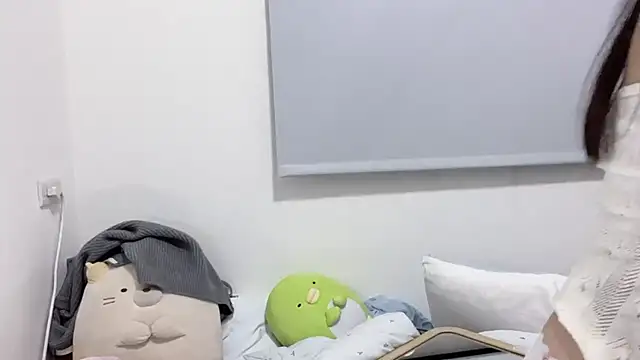 LHeart online show from October 24, 2:24 pm