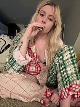 seeunexttuesday online show from December 19, 1:01 am