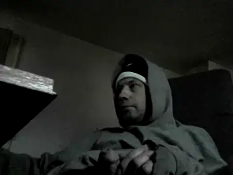 Snapshot of skateboy78 chatting on January 23, 11:58 am skateboy78 online show from January 23, 11:58 am