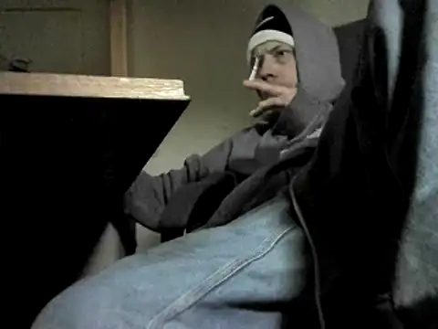 Snapshot of skateboy78 chatting on March 15, 11:51 am skateboy78 online show from March 15, 11:51 am