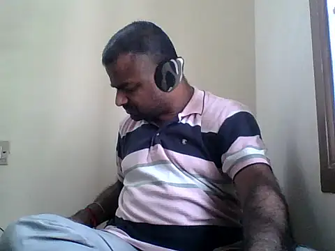 Snapshot of sree4143 chatting on November 26, 3:29 am sree4143 online show from November 26, 3:29 am