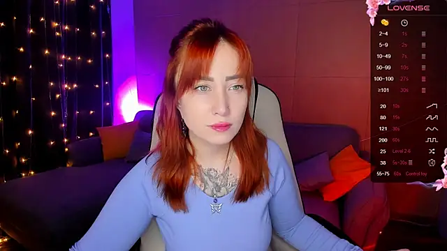 Snapshot of deboramoore chatting on October 15, 2:22 am deboramoore online show from October 15, 2:22 am