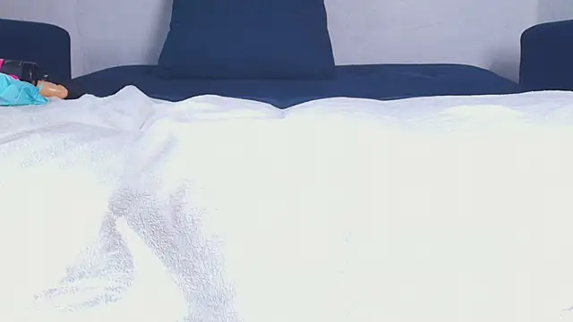 Snapshot of couplelove543 chatting on September 26, 1:04 pm couplelove543 online show from September 26, 1:04 pm