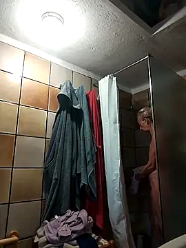 clarabell4 online show from October 16, 5:30 am