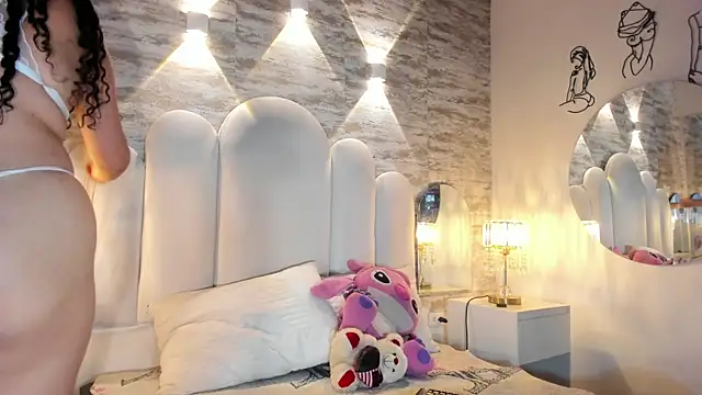 Snapshot of Yassy_vazquez chatting on November 10, 7:35 pm Yassy vazquez online show from November 10, 7:35 pm