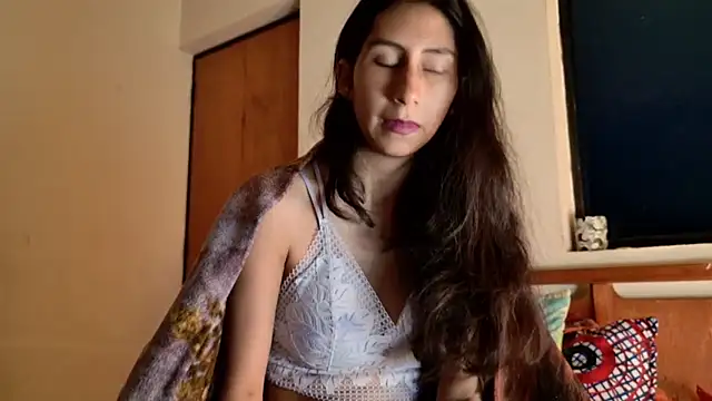 Snapshot of _MoonLipson_ chatting on October 8, 3:59 am MoonLipson online show from October 8, 3:59 am