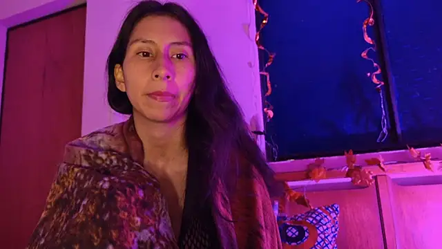 Snapshot of _MoonLipson_ chatting on October 21, 4:02 am MoonLipson online show from October 21, 4:02 am