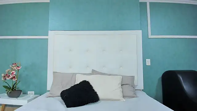 Snapshot of ania_gomez chatting on September 20, 9:38 pm ania gomez online show from September 20, 9:38 pm