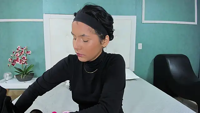 Snapshot of ania_gomez chatting on November 6, 1:34 pm ania gomez online show from November 6, 1:34 pm