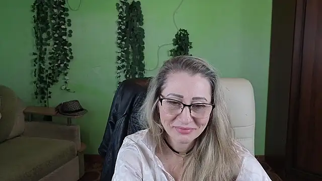 Habibi Honeyy online show from December 15, 11:14 am